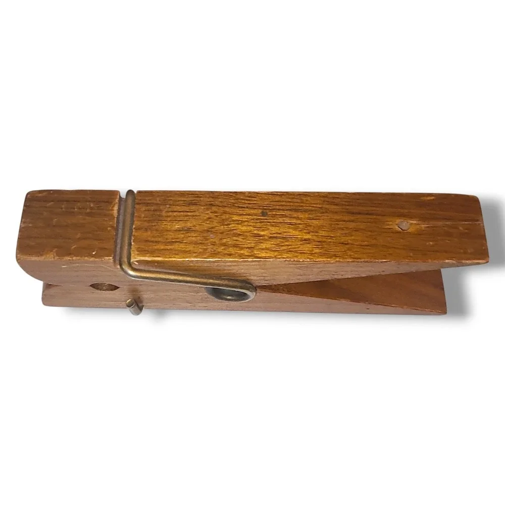 Vintage Large Wood‎ Clothespin Big Deals Desk Memo Mail Holder Clip